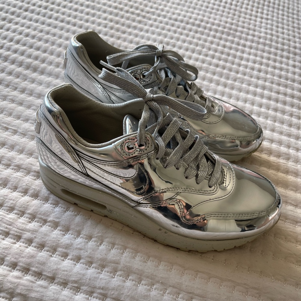 Nike Air Max 1 SP Liquid Silver